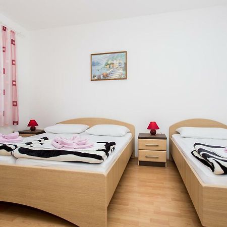 Apartments Mira Башка Экстерьер фото