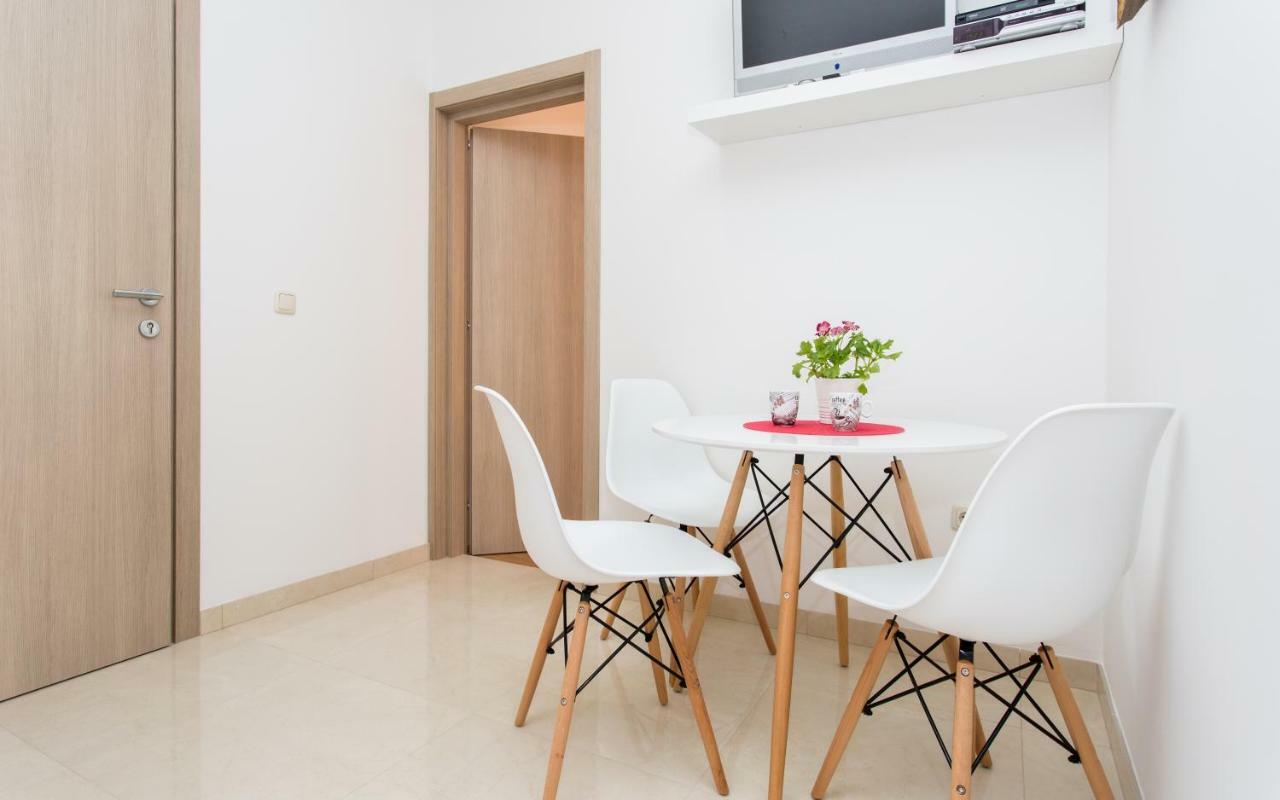 Apartments Mira Башка Экстерьер фото
